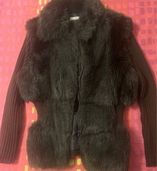 Chaqueta de pelo y punto  marrón Talla S  