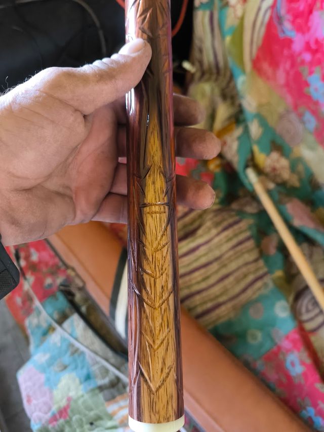 Taco de billar tallado a mano incrustaciones marfi