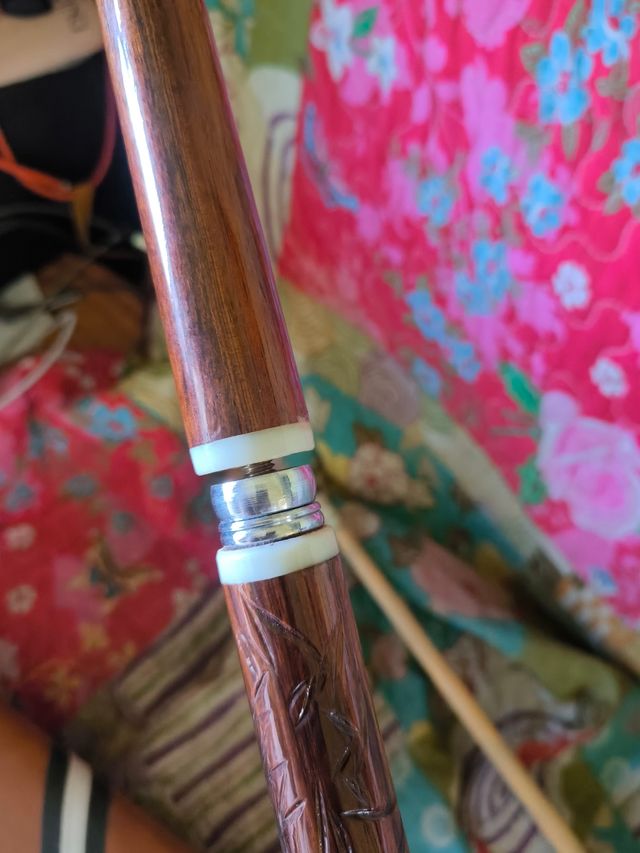 Taco de billar tallado a mano incrustaciones marfi