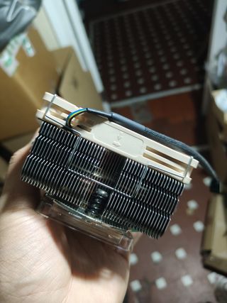 Noctua NH-L9x65 disipador CPU Perfil Bajo