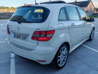 Mercedes-Benz Clase B 180 CDI 