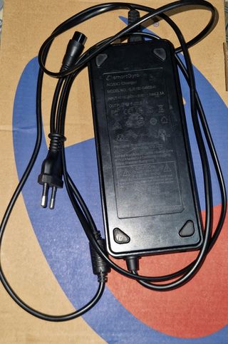 Cargador SmartGyro Patinete Eléctrico Original