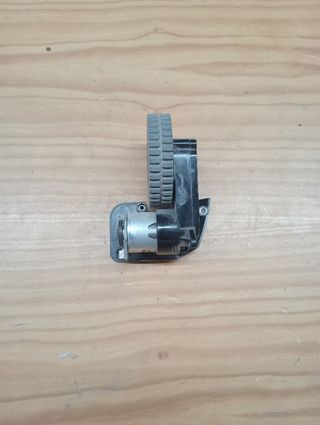 Rueda, Cecotec Robot Aspirador y Friegasuelos 999
