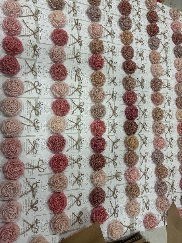 Fiori decorativi shabby chic rosa e beige