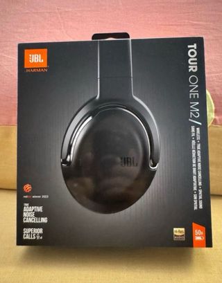 Auriculares JBL Tour One M2 Negros