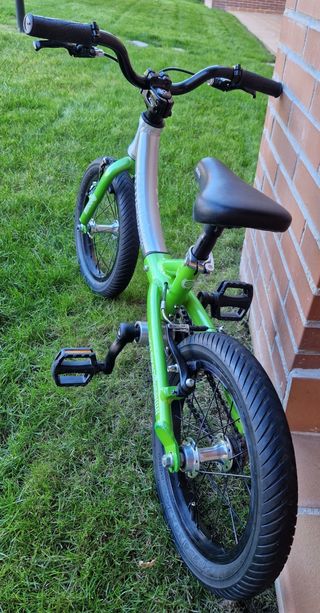 Bici infantil LittleBig Bike ligera como nueva