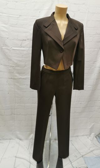 LIQUIDACION! Traje de chaqueta y pantalón T40