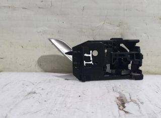 Maneta interior tras izq mazda t8315kd53 3 143406
