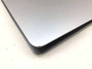 portatil apple apple macbook air m1 8-core 3.2/8 13 (2020) (a2337)