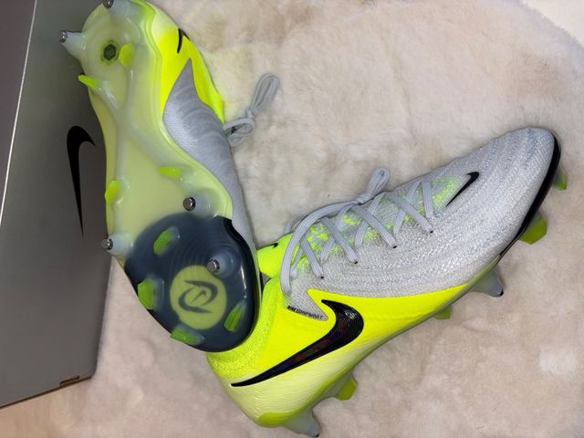 Nike Phantom GX 2 Elite SG-Pro Botas Fútbol