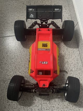 Hot Bodies Truggy E8B Evo3