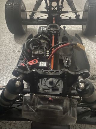 Hot Bodies Truggy E8B Evo3