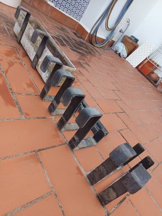 Soportes de metal para macetas