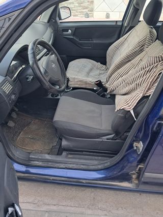 Opel Meriva 2004