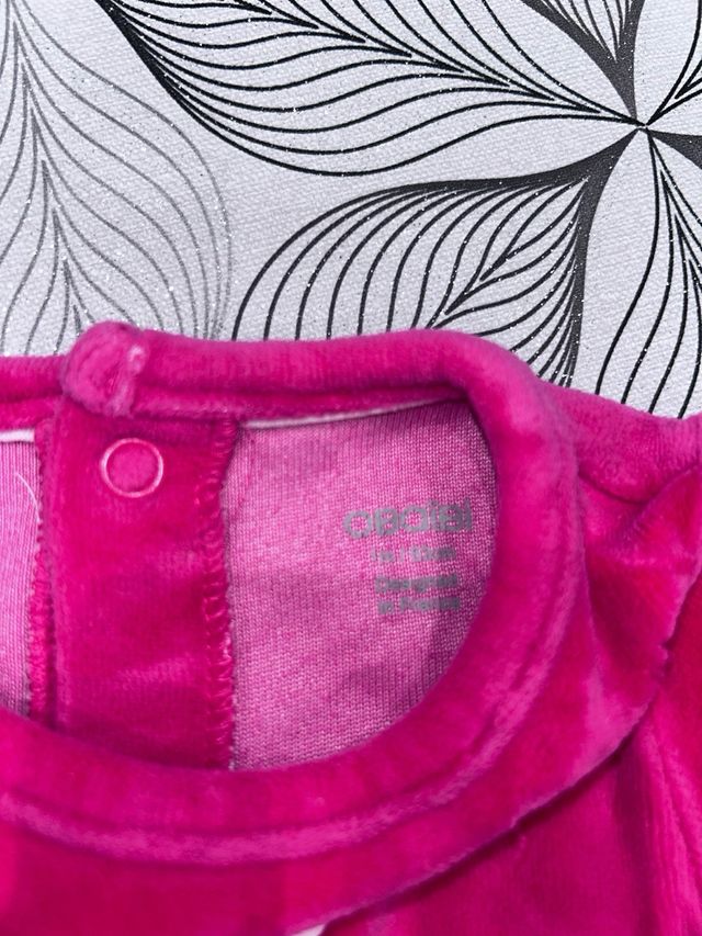 Tutina ciniglia neonata con coccinella