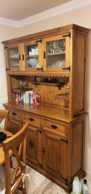 Mueble de salón rústico madera y cristal