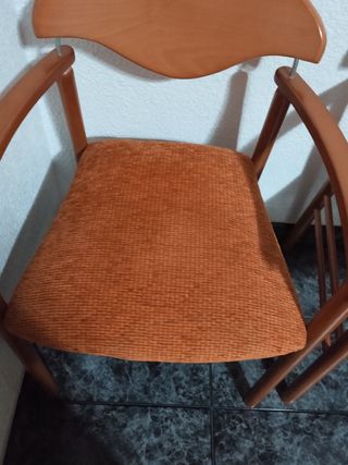 2 Sillas Madera Asiento Naranja