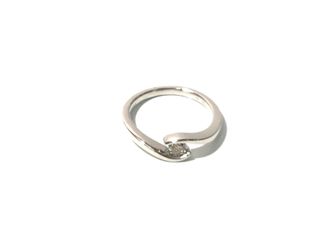 anillo oro 18k con piedra con diamante