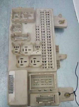 Caja relés fusibles ford 30s519058408 focus 111212