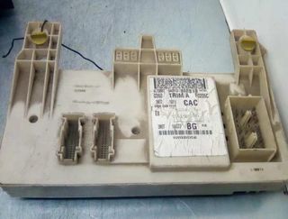 Caja relés fusibles ford 30s519058408 focus 111212