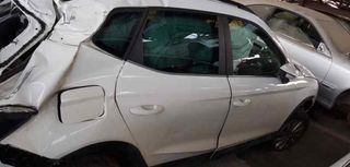 189917 guantera 6f1857103n seat arona 1.0 (95 cv)