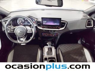 Kia Ceed 1.4 T-GDi GT Line DCT 103 kW (140 CV)