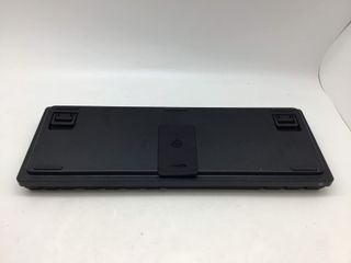 teclado alfanumerico steelseries apex pro tkl 223
