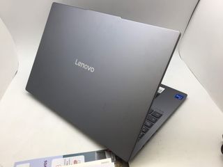pc portatil lenovo 83hs
