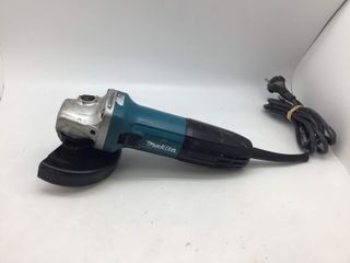 radial makita ga4530r