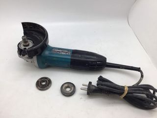 radial makita ga4530r