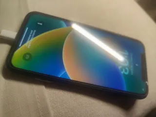 iPhone 11 Negro Impecable  salud batería salud 81%