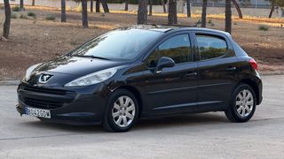 Peugeot 207  1.4. HDI 