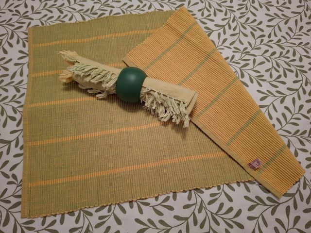 Manteles individuales con servilleteros