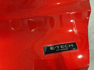 RENAULT Captur Híbrido Captur E-TECH Híbrido Techno Fast Track 105kW