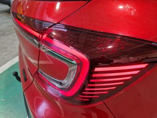 RENAULT Captur Híbrido Captur E-TECH Híbrido Techno Fast Track 105kW