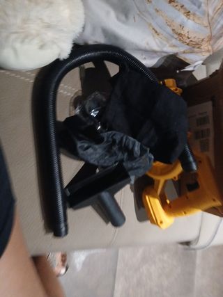 Soffiatore elettrico giallo