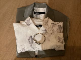 Lote Blazer Zara, Camisa y Pulsera