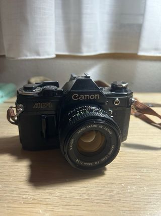 Canon AE-1 Cámara Analógica Negra, funcional