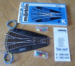 MARKLIN 2270 K: DESVIO TRIPLE SIMÉTRICO