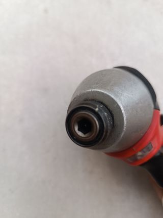 ATORNILLADOR DE IMPACTO MILWAUQUEE M18 BID