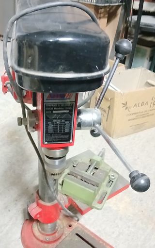 Taladro de pie 5 velocidades 18mm