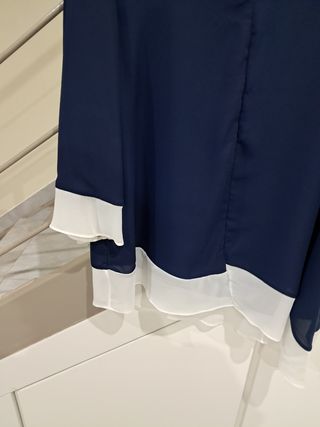 Blusa donna blu e bianca