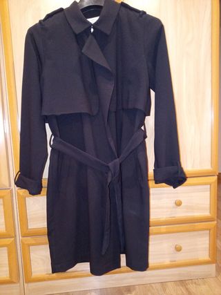 Gabardina negra