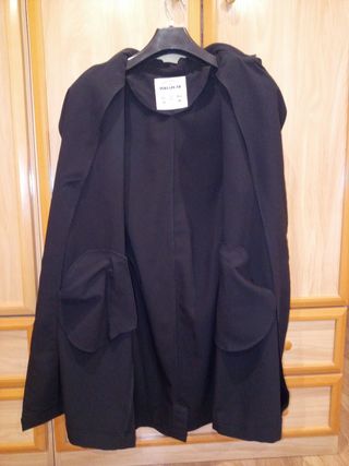 Gabardina negra