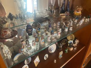 Lote Colección Dedales con Mueble Expositor 300