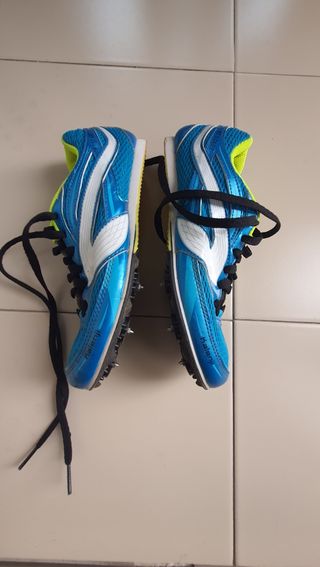 Kalenji Clavos Azul/Blanco Pista, cross atletismo