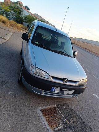 Peugeot Partner 2003