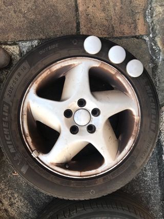 Llantas + Neum. Volvo T5 16”