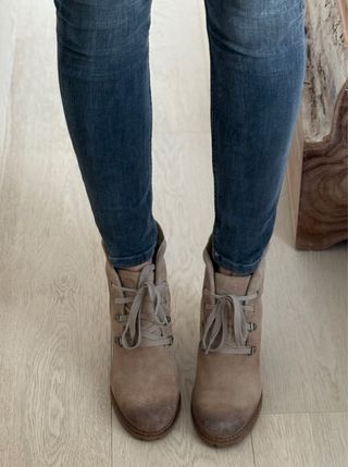 Botas UGG Piel Talla 41 Beige