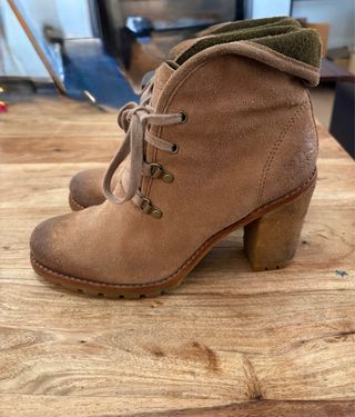 Botas UGG Piel Talla 41 Beige